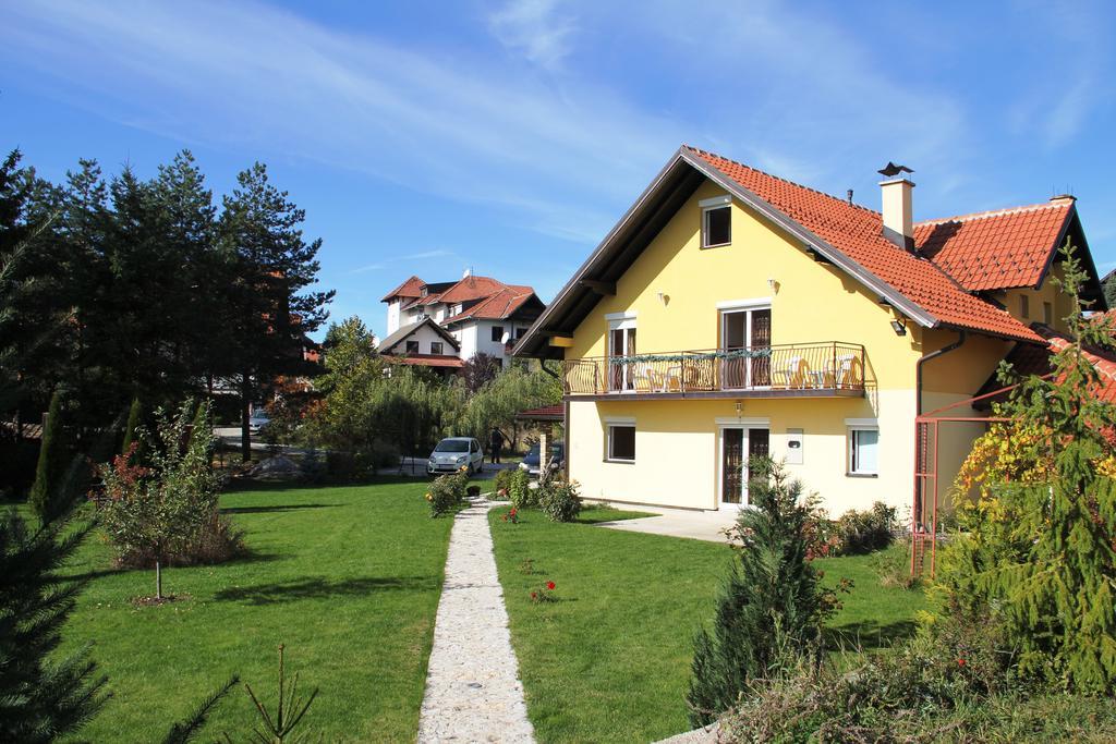 Omiljeni Apartments Zlatibor Ngoại thất bức ảnh